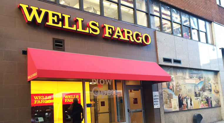 Wells Fargo Open On Sunday In Chula Vista